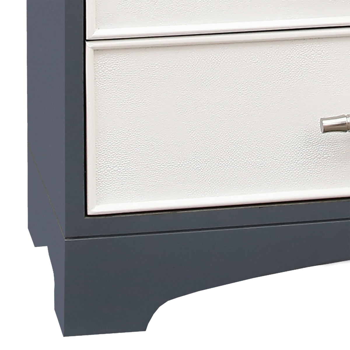 Celesta Chest